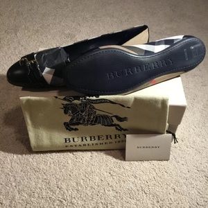Burberry Avonwick Flat Women's Shoes, Sz 41 US 10